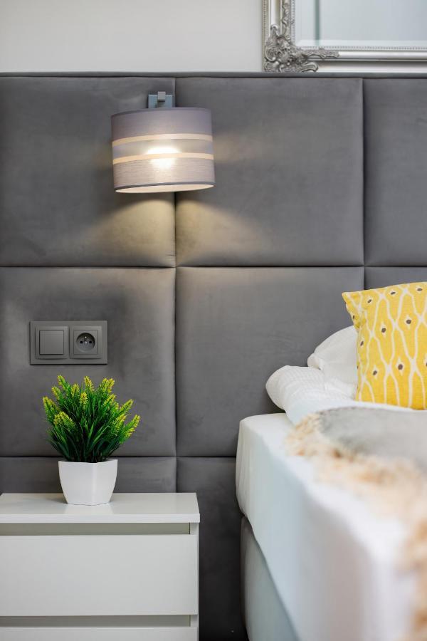 Apartments With Parking Warsaw Business Center By Noclegi Renters Экстерьер фото